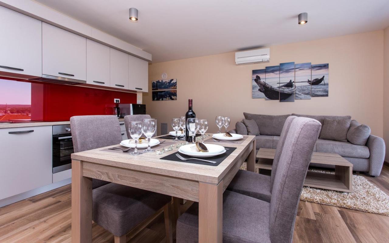 Waterfront Apartments Pia - Marija Malinska Ngoại thất bức ảnh